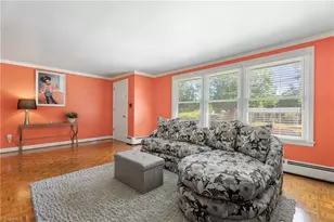4918 Starmount Dr, Greensboro, NC 27410 - Photo 7