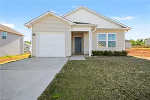 331 Peacock Cir, Lexington, NC 27292 - Photo 1