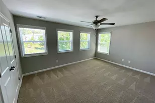 830 Riley Ln, Greensboro, NC 27455 - Photo 9
