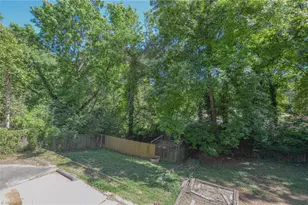 528 E Farriss Ave, High Point, NC 27262 - Photo 47