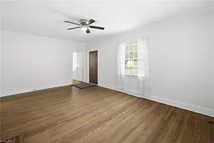 612 Morehead St, Eden, NC 27288 - Photo 9