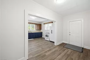 612 Morehead St, Eden, NC 27288 - Photo 11