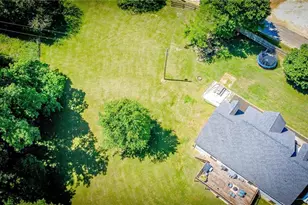 184 Beasley Rd, Mount Airy, NC 27030 - Photo 3