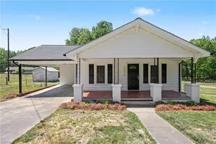 1072 Old State Hwy, Asheboro, NC 27205 - Photo 3
