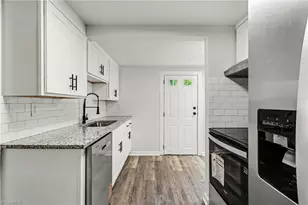 4900 Day Ct, Walkertown, NC 27051 - Photo 9