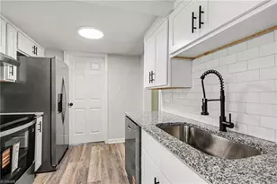 4900 Day Ct, Walkertown, NC 27051 - Photo 7