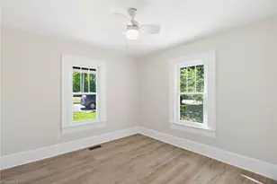 609 Delmont St, High Point, NC 27262 - Photo 19