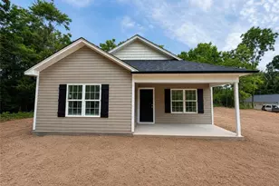 315 Price St, Eden, NC 27288 - Photo 1