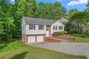 2013 Priya St, Thomasville, NC 27360 - Photo 37