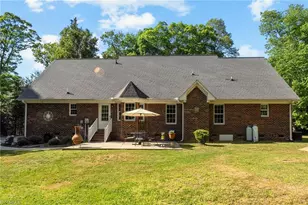 5812 Crimson Ct, Mebane, NC 27302 - Photo 29