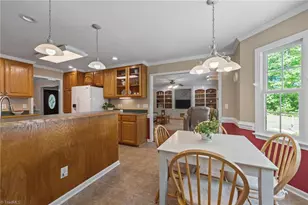 5812 Crimson Ct, Mebane, NC 27302 - Photo 13