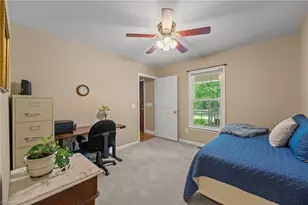 5812 Crimson Ct, Mebane, NC 27302 - Photo 21