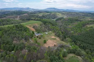 552 Dirt Nose Dr, Sparta, NC 28675 - Photo 49