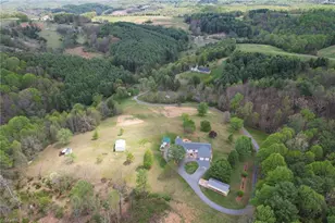 552 Dirt Nose Dr, Sparta, NC 28675 - Photo 29