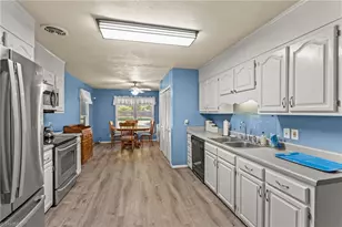 3908 Beverly Hills Dr, High Point, NC 27265 - Photo 11