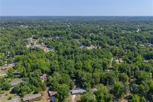 3908 Beverly Hills Dr, High Point, NC 27265 - Photo 45