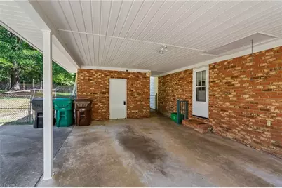 3908 Beverly Hills Drive, High Point, NC 27265 - Photo 39