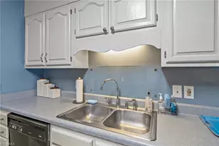 3908 Beverly Hills Dr, High Point, NC 27265 - Photo 15