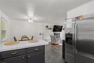 371 Sharon School Rd, Statesville, NC 28677 - Photo 15