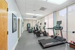1101 Elm St, Greensboro, NC 27401 - Photo 27