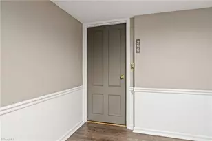 1101 Elm St, Greensboro, NC 27401 - Photo 15