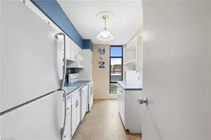 1101 Elm St, Greensboro, NC 27401 - Photo 27