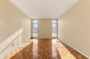 1101 Elm St, Greensboro, NC 27401 - Photo 21