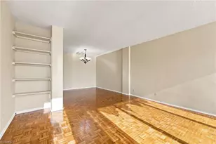 1101 Elm St, Greensboro, NC 27401 - Photo 13