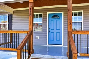 718 James St, Burlington, NC 27217 - Photo 3