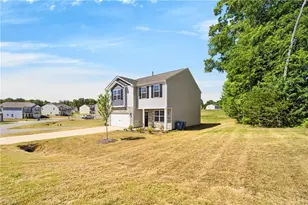 7451 Buckpasser Dr, Greensboro, NC 27455 - Photo 41