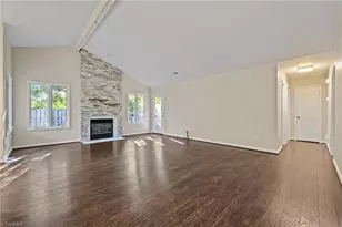 101 Glentower Dr, Greensboro, NC 27410 - Photo 9