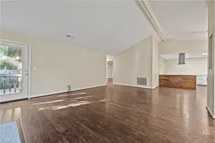 101 Glentower Dr, Greensboro, NC 27410 - Photo 5