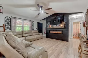 111 Shannon Ln, Eden, NC 27288 - Photo 11