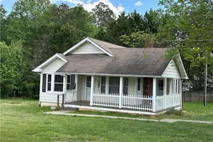 286 Cartpath Rd, North Wilkesboro, NC 28659 - Photo 23