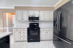801 Driftwood Dr, Gibsonville, NC 27249 - Photo 9