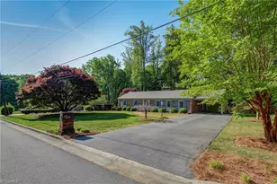 1019 Sherwood Dr, Reidsville, NC 27320 - Photo 37