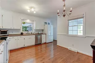 1019 Sherwood Dr, Reidsville, NC 27320 - Photo 9
