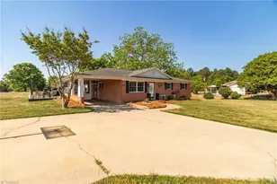 230 Hill Ln, Lexington, NC 27295 - Photo 5
