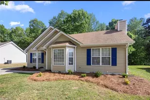 813 Valley Oak Dr, Greensboro, NC 27406 - Photo 33