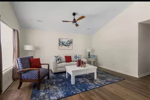 813 Valley Oak Dr, Greensboro, NC 27406 - Photo 5