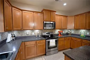 1336 Pondhaven Dr, High Point, NC 27265 - Photo 27