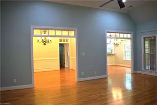 5338 Mckinney Ct, Walkertown, NC 27051 - Photo 9