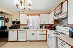 532 Greenwood Dr, Burlington, NC 27217 - Photo 7