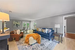 3919 Pondfield Ct, Greensboro, NC 27410 - Photo 3