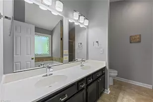 3919 Pondfield Ct, Greensboro, NC 27410 - Photo 25