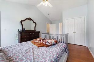 4004 Auburn Hills Dr, Greensboro, NC 27407 - Photo 17