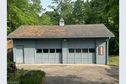 2 Echoview Circle, Lexington, NC 27292 - Photo 3