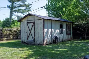 1012 H A Renegar Dr, Yadkinville, NC 27055 - Photo 23