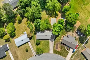 116 Lakeview Cir, Thomasville, NC 27360 - Photo 45
