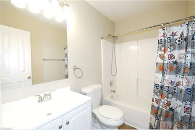 4807 Adams Ridge Drive, Greensboro, NC 27407 - Photo 15